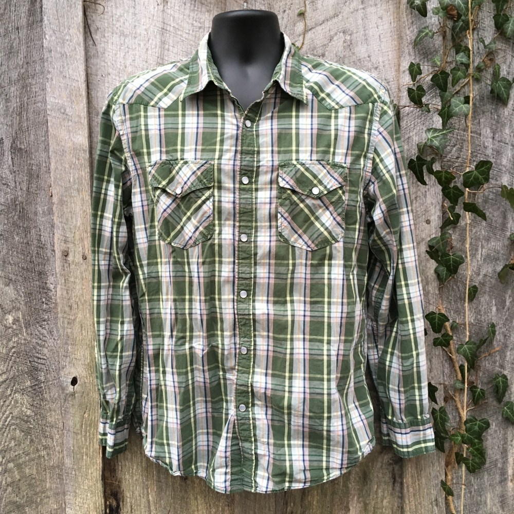 snap-button-western-shirt-old-navy-green-plaid-l