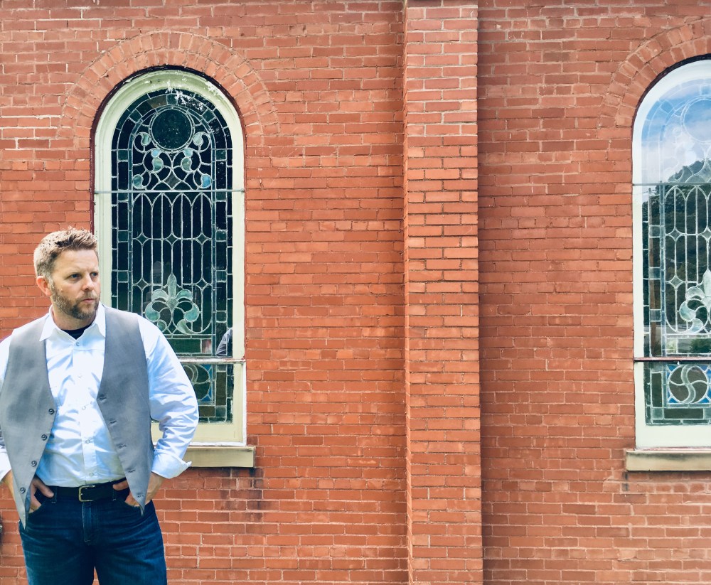 snap-button-shirt-guy-brigalow-country-western-white-shirt-12