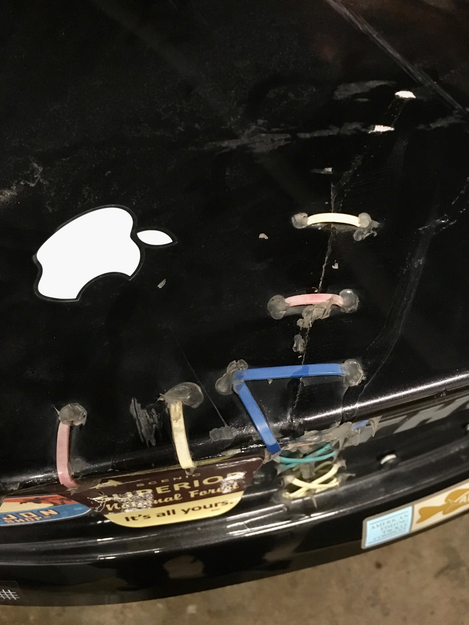 thule-rocketbox-crack-fix-01