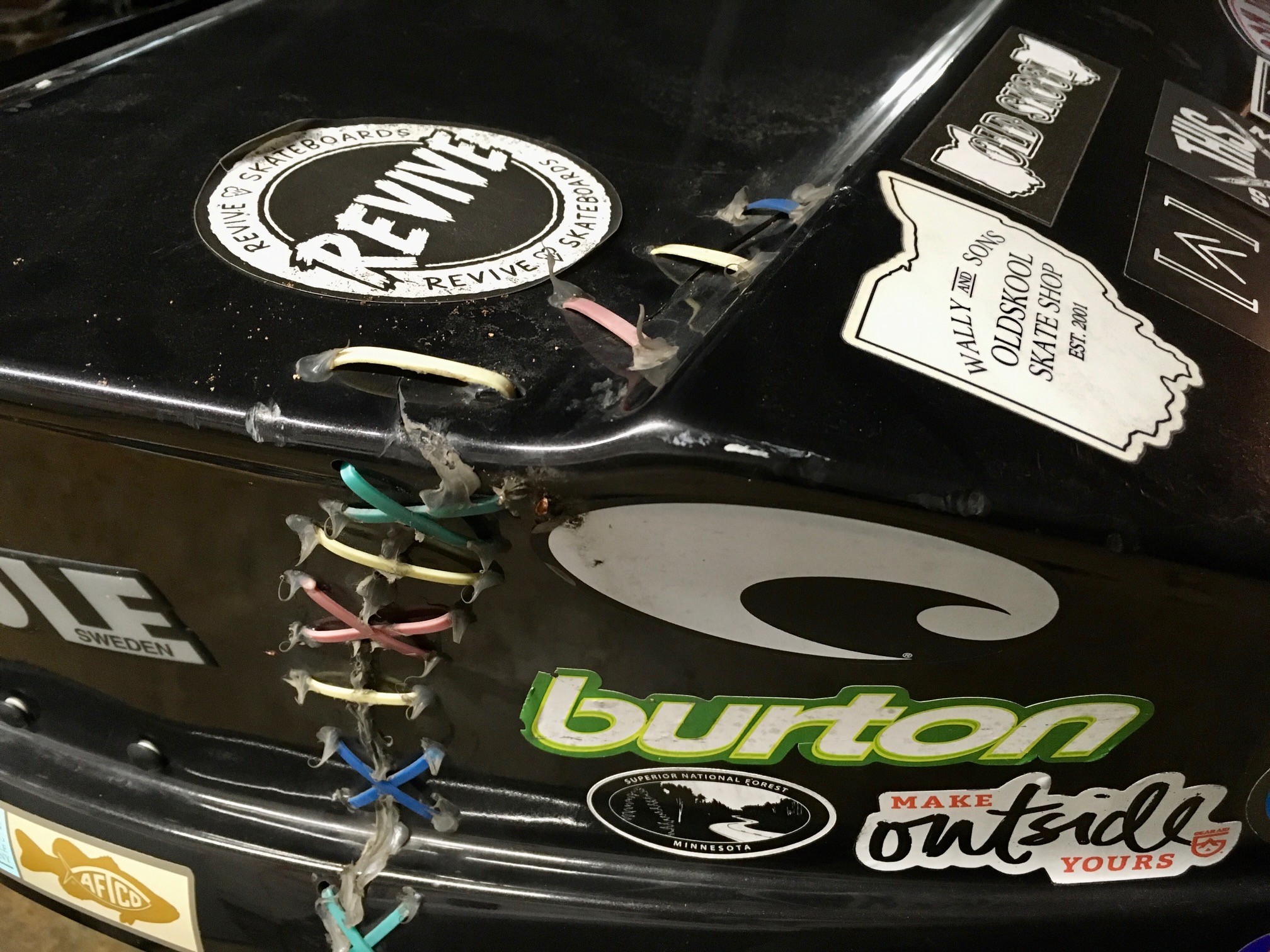 thule-rocketbox-crack-fix-03